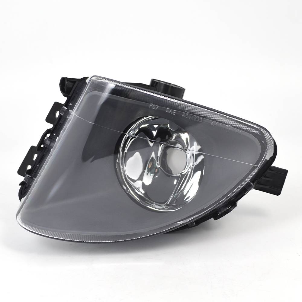 Front Fog  Lamp (Plastic) L E60/E61 LCI