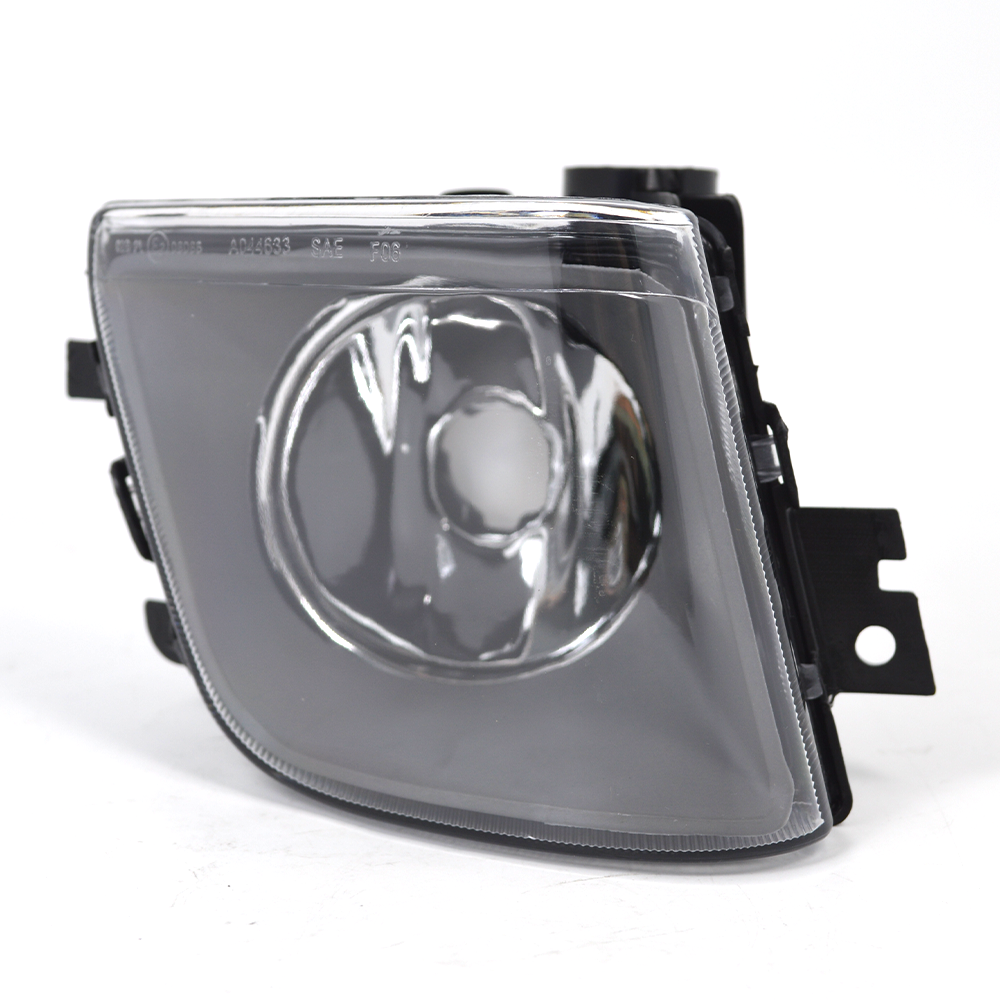 Front Fog  Lamp (R) E60/E61 LCI