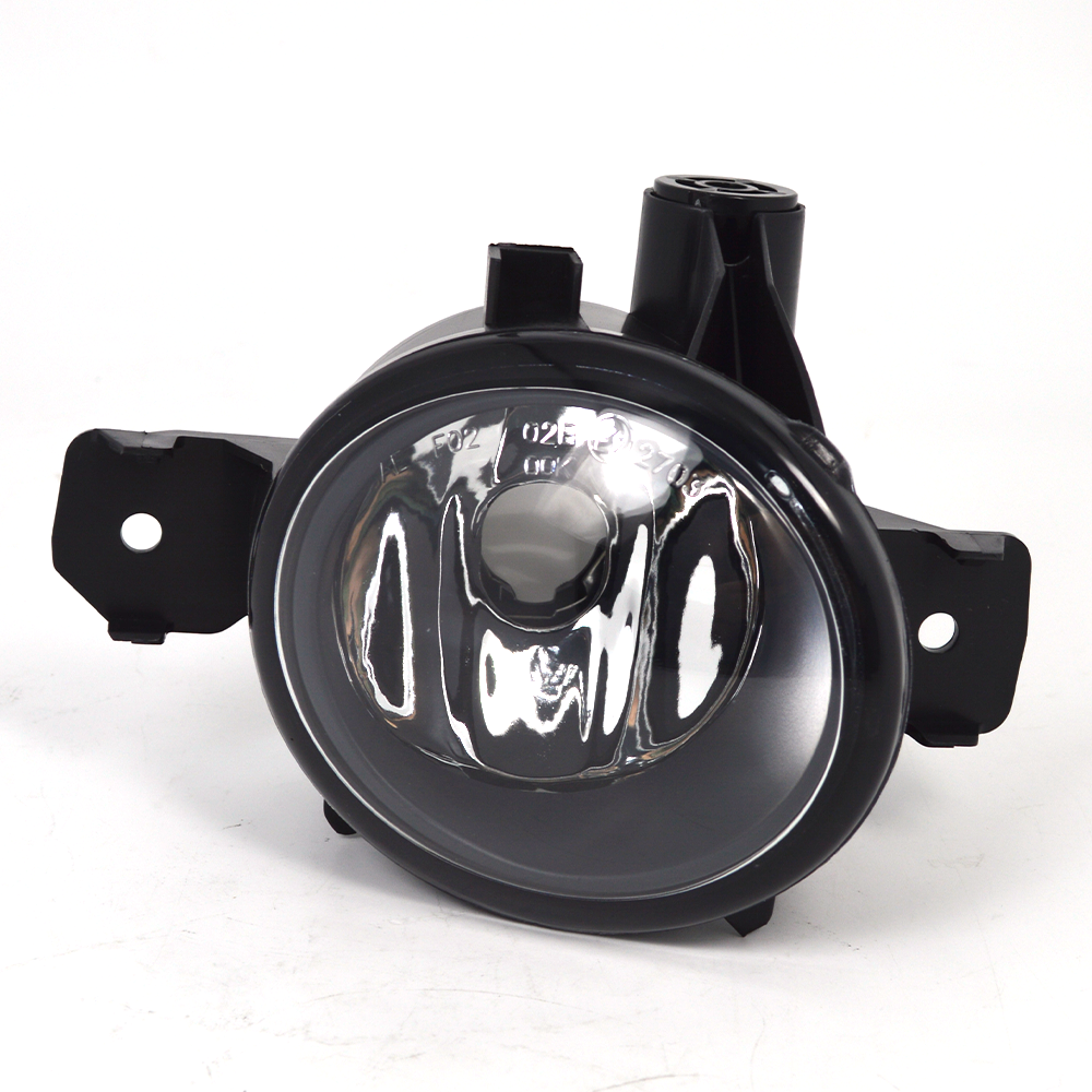 Front Fog  Lamp (Right) E60/E61 LCI